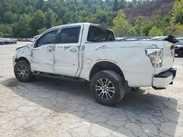 2021 NISSAN TITAN SV  