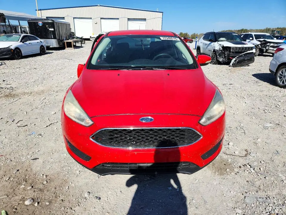 2017 FORD FOCUS SE  