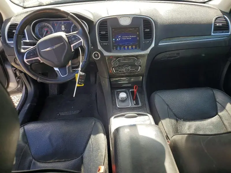 2016 CHRYSLER 300C   