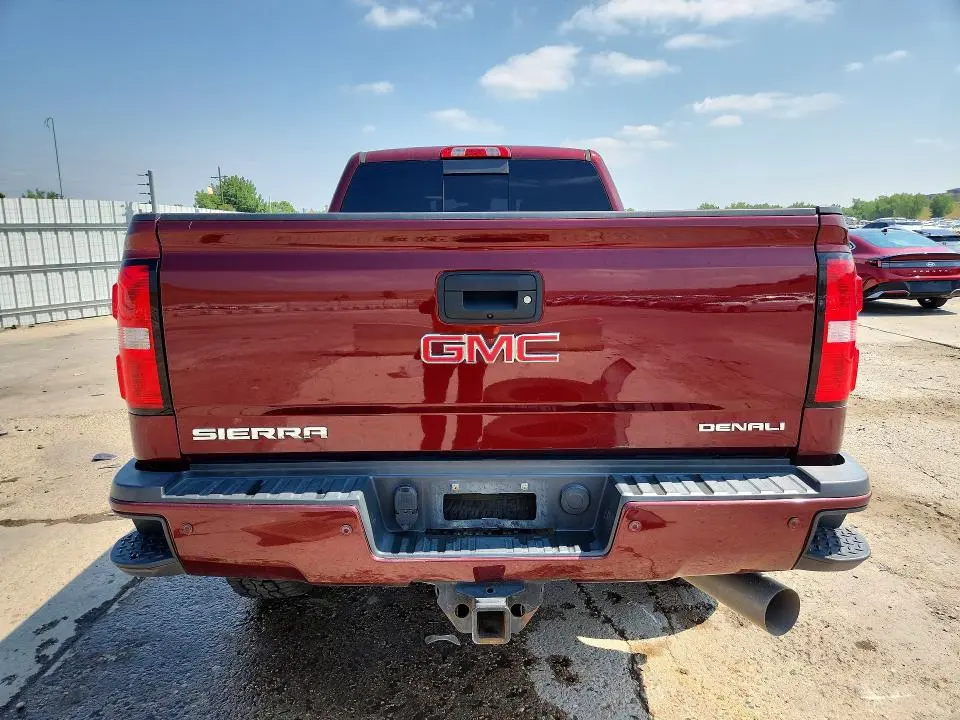 2017 GMC SIERRA K2500 DENALI  