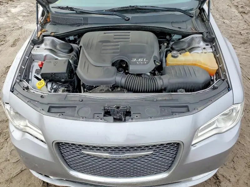 2018 CHRYSLER 300 LIMITED  
