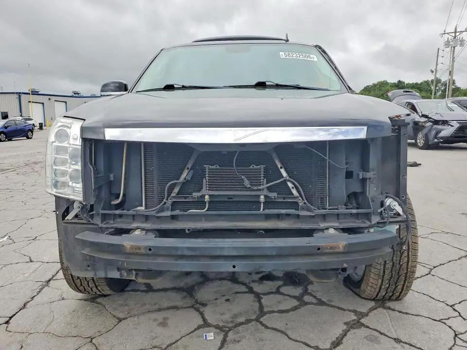 2011 CADILLAC ESCALADE PLATINUM  