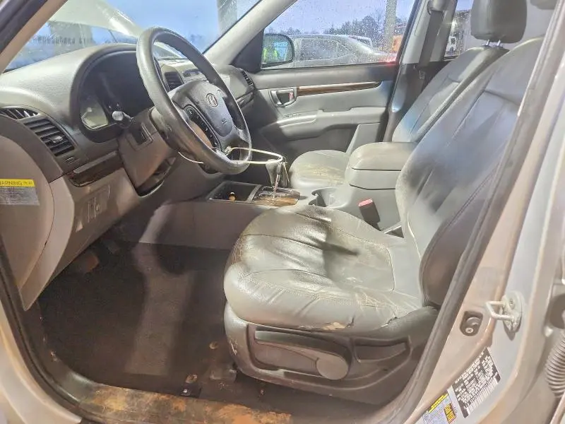 2011 HYUNDAI SANTA FE GLS  