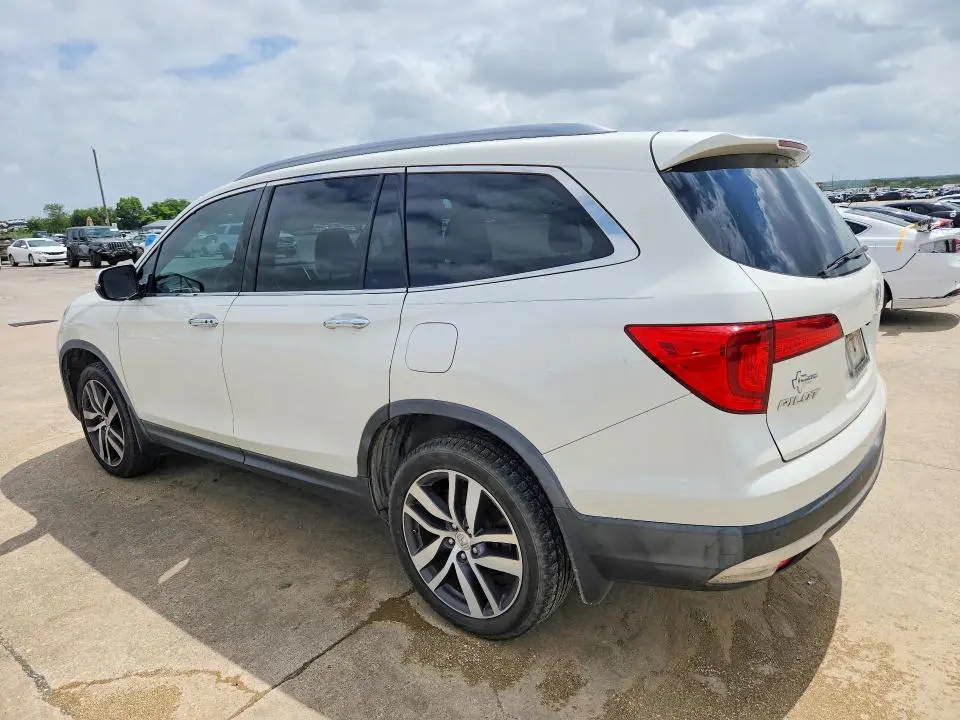 2017 HONDA PILOT TOURING  
