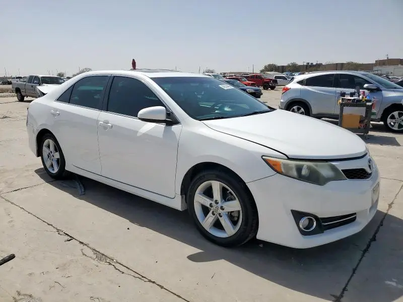 2014 TOYOTA CAMRY L