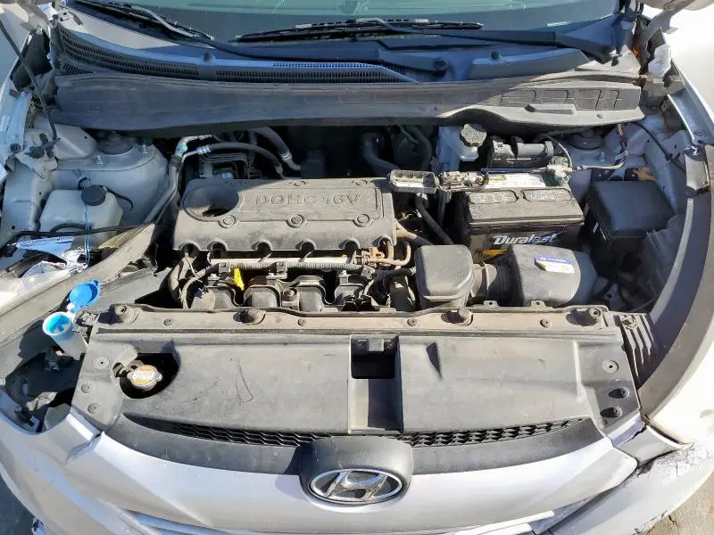 2011 HYUNDAI TUCSON GLS  