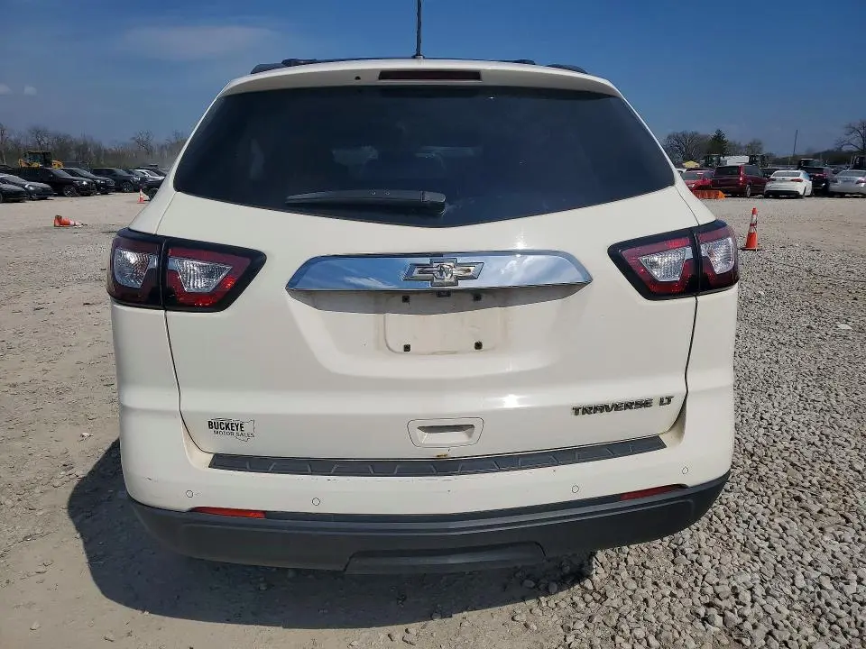 2014 CHEVROLET TRAVERSE LT  
