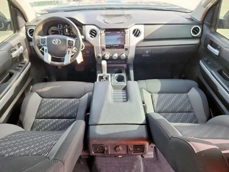 2021 TOYOTA TUNDRA CREWMAX SR5  