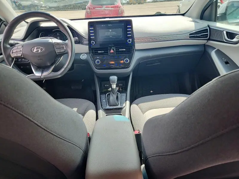 2020 HYUNDAI IONIQ SE  