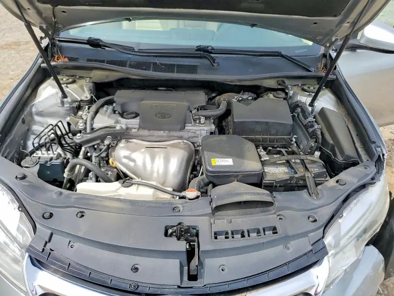 2016 TOYOTA CAMRY XLE  