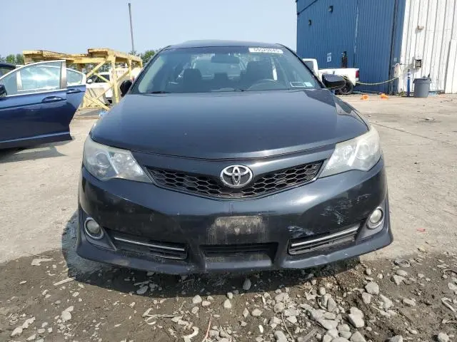 2014 TOYOTA CAMRY SE  