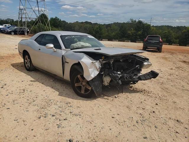 2010 DODGE CHALLENGER SE