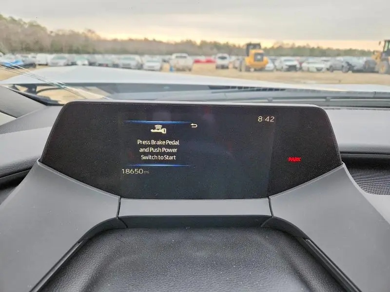2024 TOYOTA PRIUS XLE  
