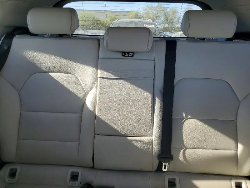 2015 MERCEDES-BENZ GLA 250 4MATIC  