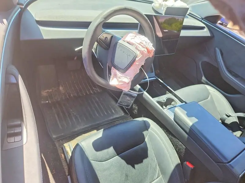 2024 TESLA MODEL 3   