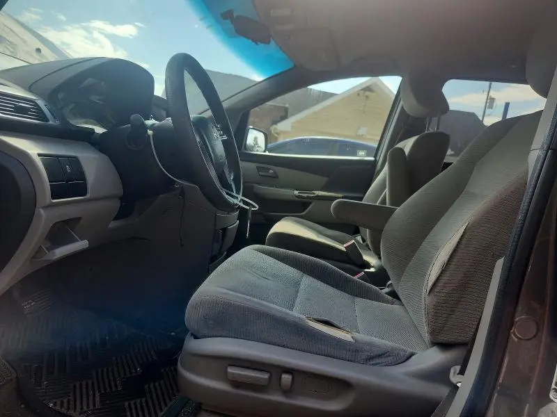 2012 HONDA ODYSSEY LX  