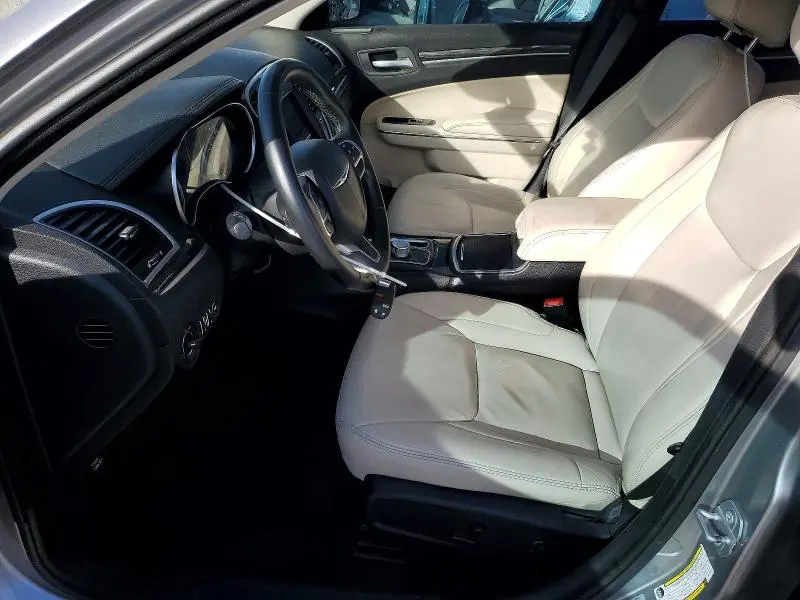 2017 CHRYSLER 300 LIMITED  