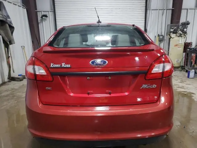 2011 FORD FIESTA SE  