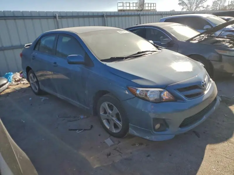 2013 TOYOTA COROLLA BASE  