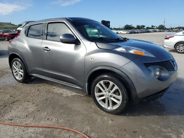 2013 NISSAN JUKE S  