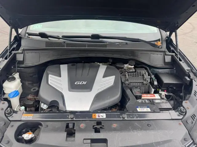 2017 HYUNDAI SANTA FE SE  