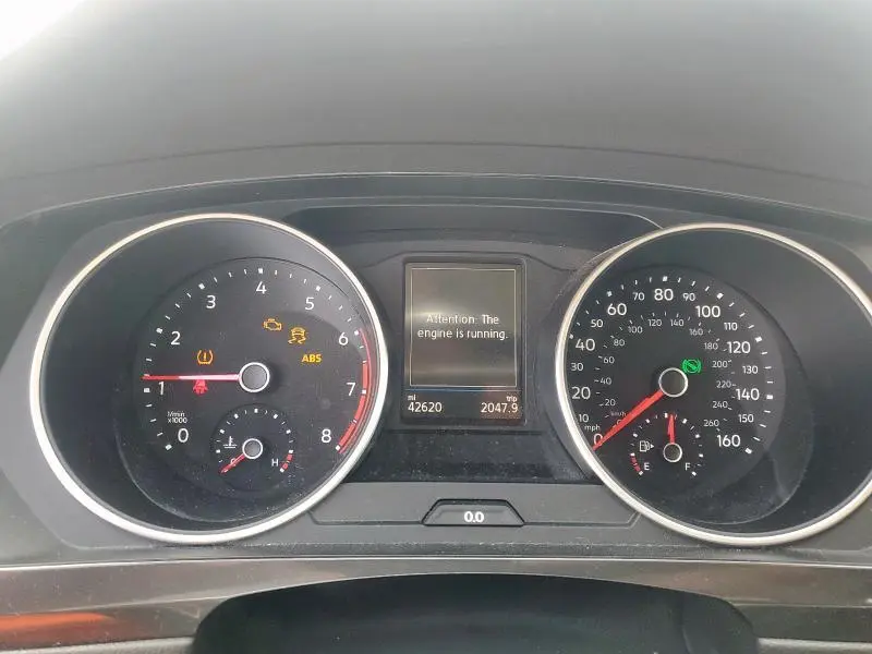 2018 VOLKSWAGEN TIGUAN SE  