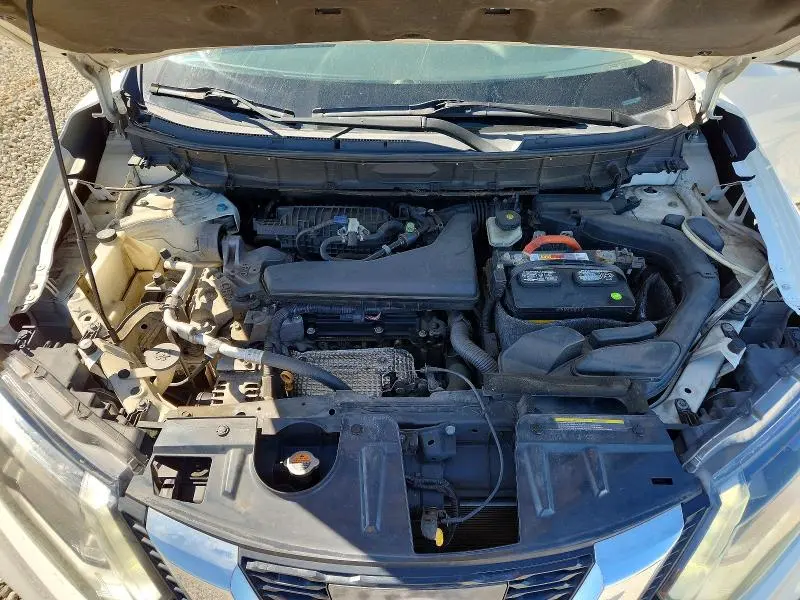 2017 NISSAN ROGUE   
