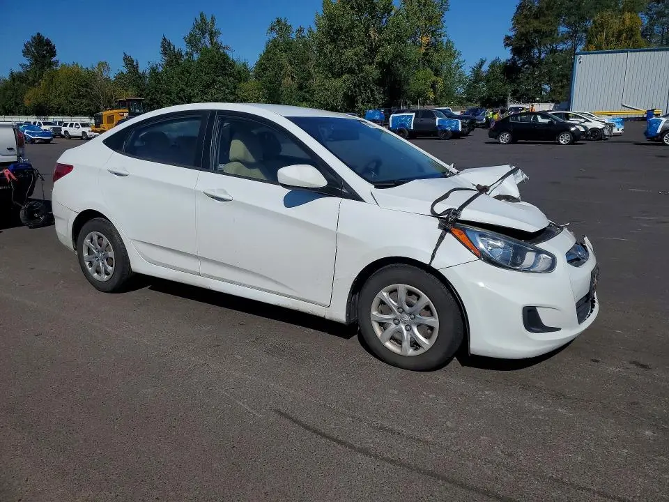 2014 HYUNDAI ACCENT GLS  