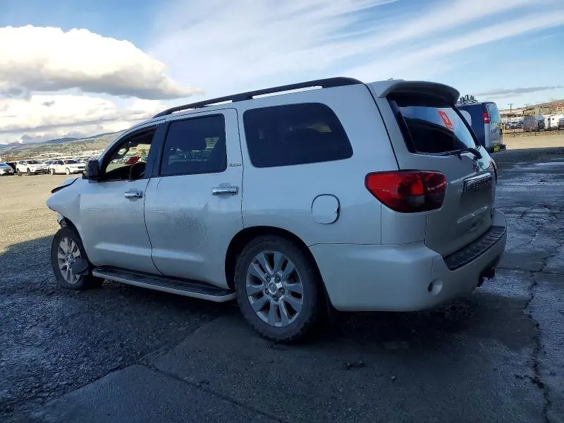2011 TOYOTA SEQUOIA PLATINUM  