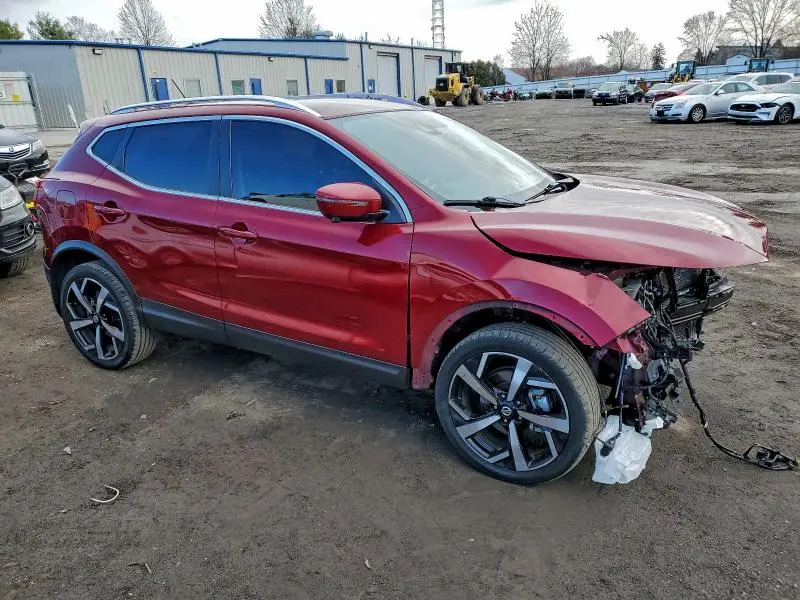 2022 NISSAN ROGUE SPORT SL  