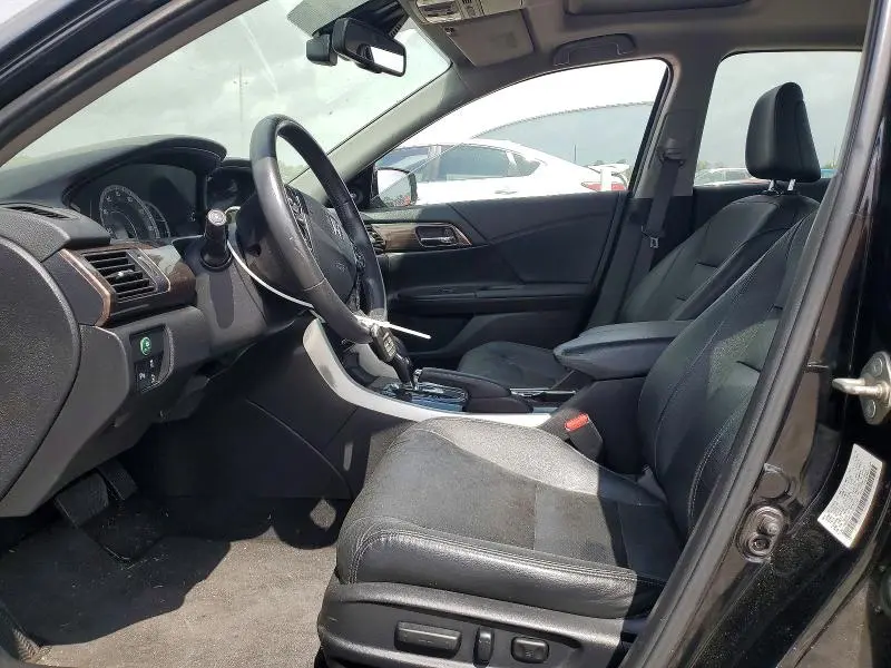 2017 HONDA ACCORD TOURING  
