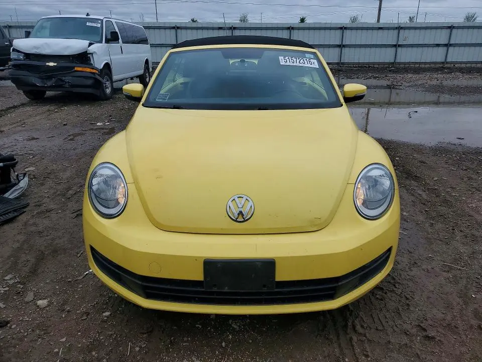 2013 VOLKSWAGEN BEETLE   
