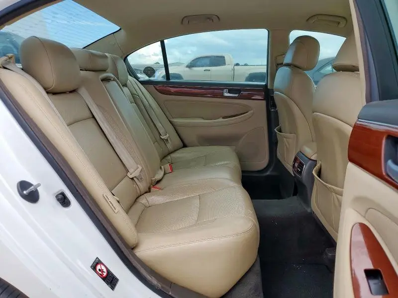 2013 HYUNDAI GENESIS 3.8L  