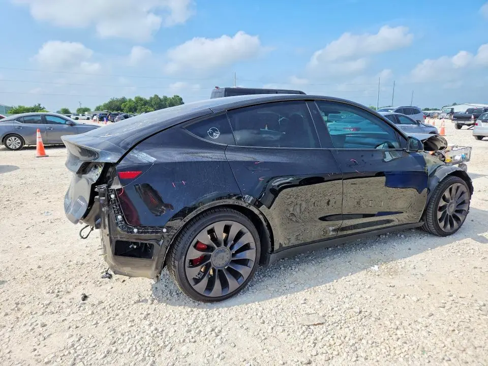 2023 TESLA MODEL Y   