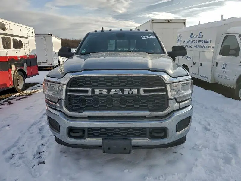 2022 RAM 3500 TRADESMAN  