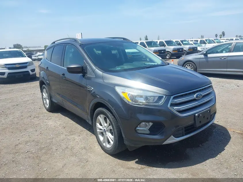2018 FORD ESCAPE SE