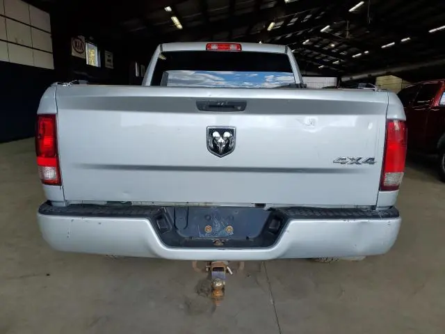 2018 RAM 1500 ST