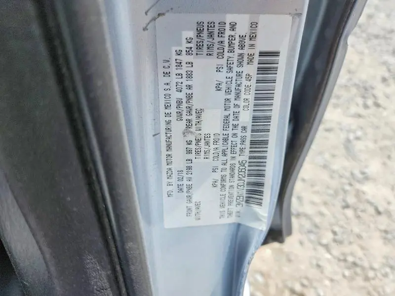 2018 MAZDA 3 TOURING  