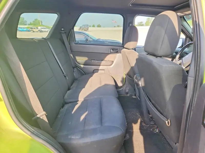 2011 FORD ESCAPE XLT  
