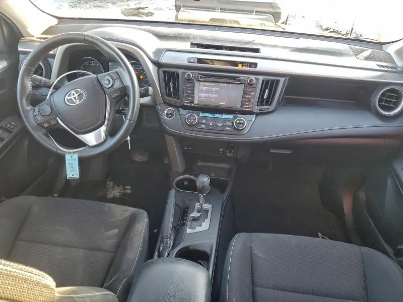 2017 TOYOTA RAV4 XLE  