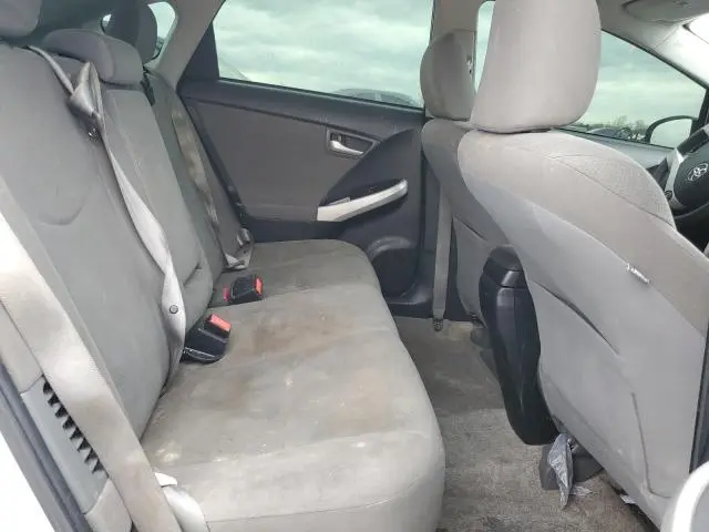 2013 TOYOTA PRIUS PLUG-IN   