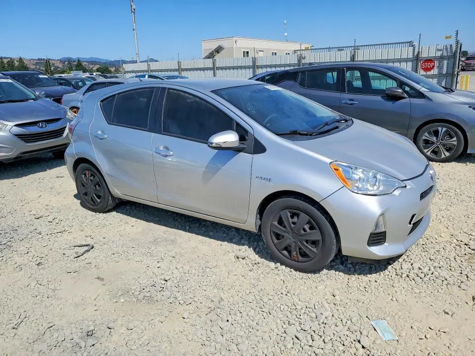 2014 TOYOTA PRIUS C ONE  