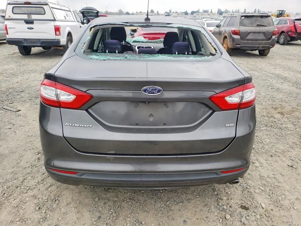 2016 FORD FUSION SE  