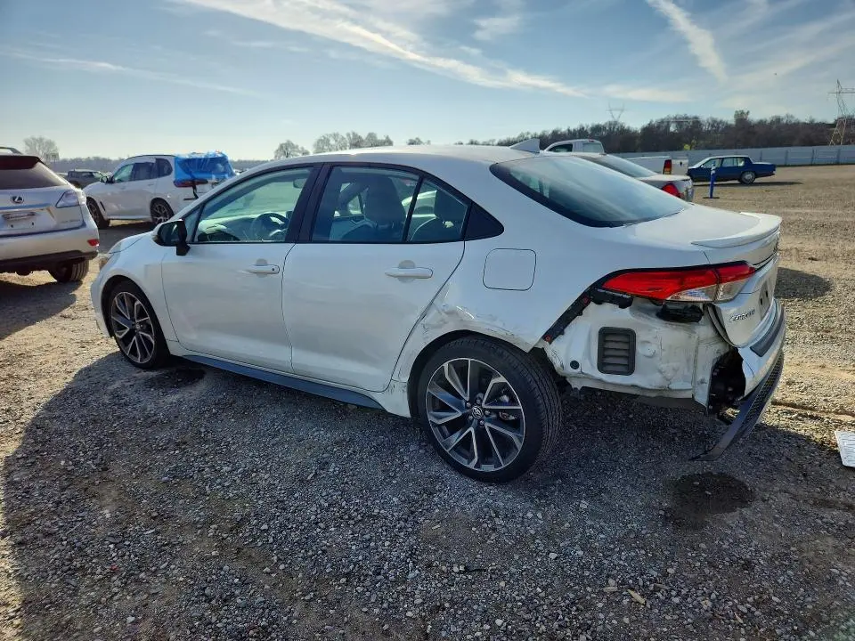 2021 TOYOTA COROLLA SE  