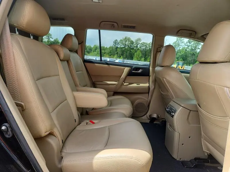 2012 TOYOTA HIGHLANDER BASE  
