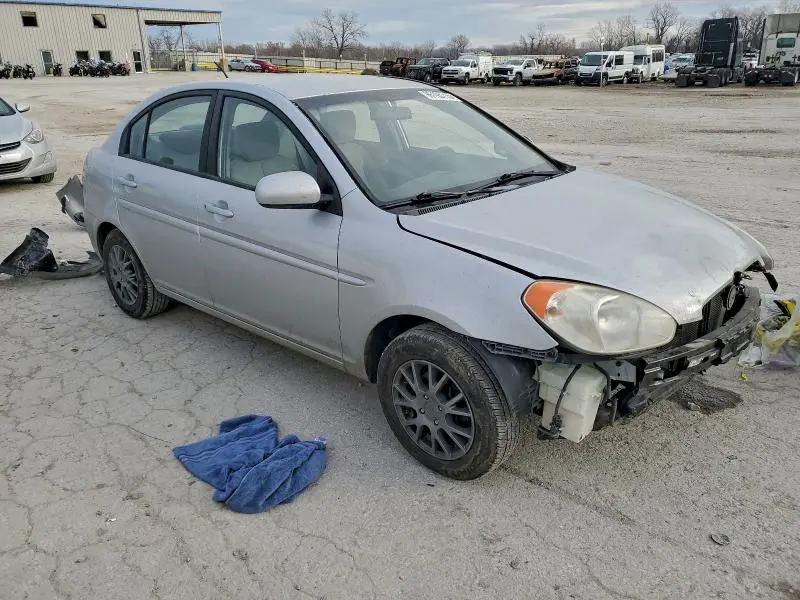 2010 HYUNDAI ACCENT GLS  