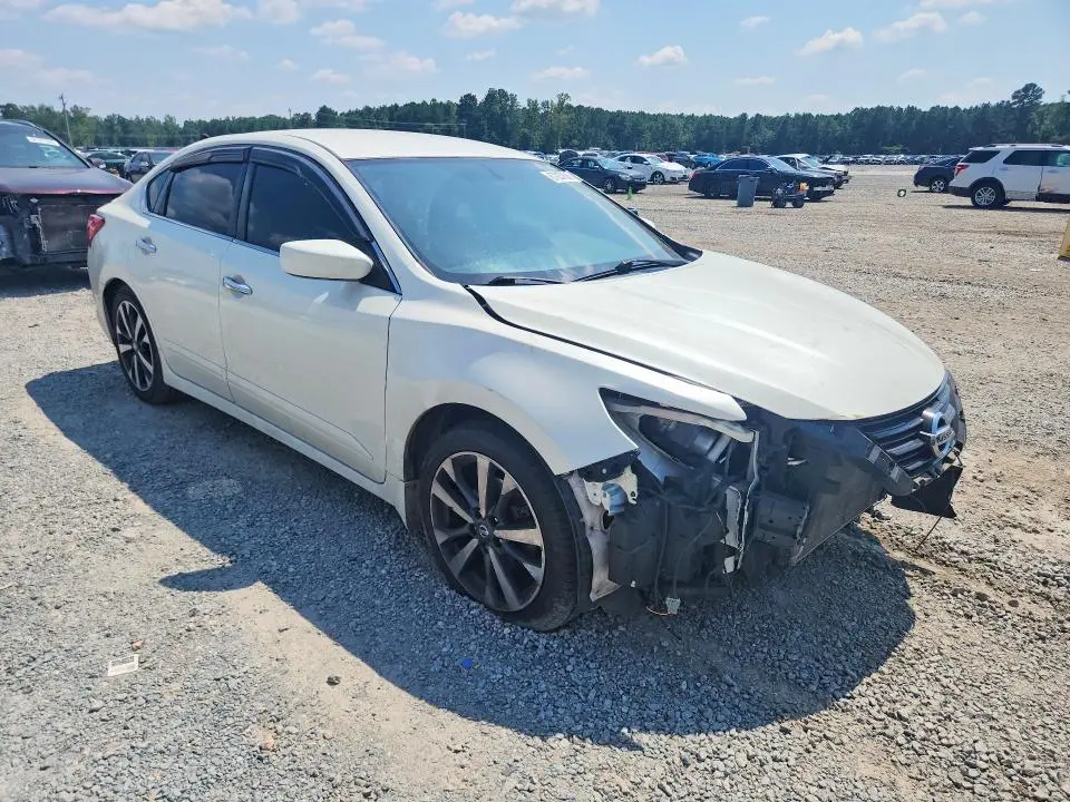 2016 NISSAN ALTIMA 2.5 SR  