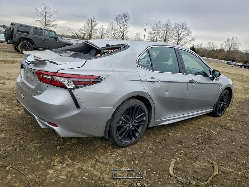 2024 TOYOTA CAMRY XSE  