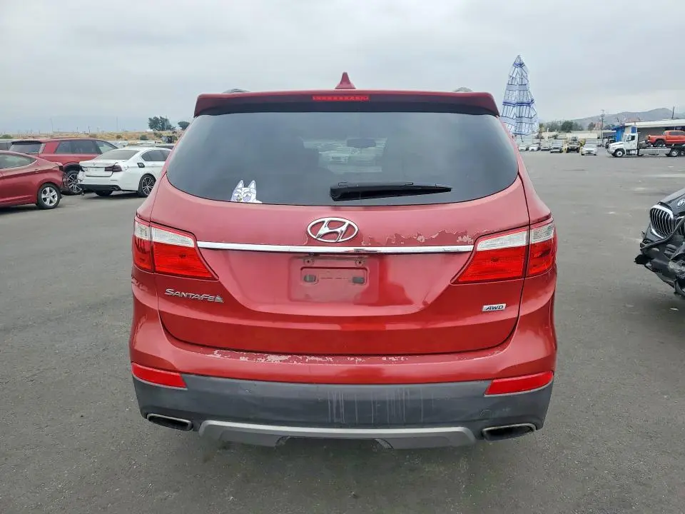 2016 HYUNDAI SANTA FE SE  