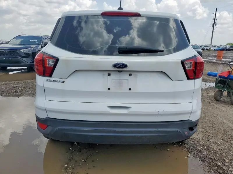 2019 FORD ESCAPE S  